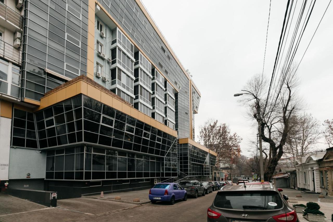 City Center Lev Tolstoi Residence Chişinau Exteriör bild